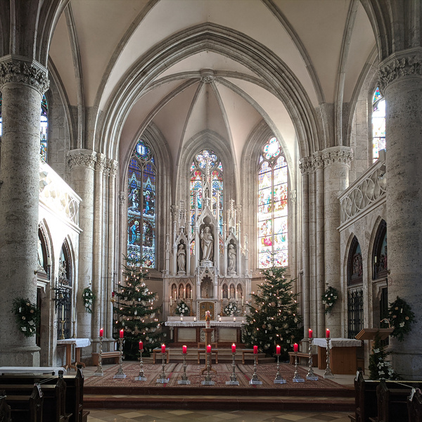 Kirchenraum-1 / Silke Binder Kirchenraum-1